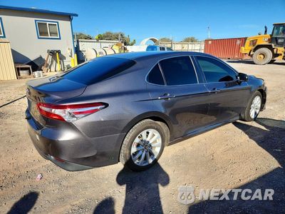 Trzecie zdjęcie samochodu z tyłu: 2019 TOYOTA CAMRY L VIN:4T1B11HK3KU180325 - miniatura