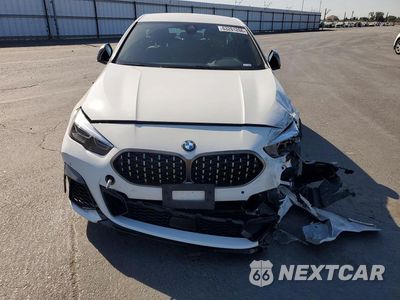 Piąte zdjęcie samochodu w środku: 2020 BMW M235XI VIN:WBA13AL00L7F63882 - miniatura