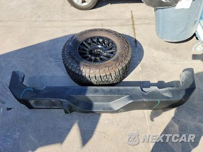 Zdjęcie 13 z 14 samochodu: 2022 FORD BRONCO BASE VIN:1FMEE5BPXNLB23000 - miniatura