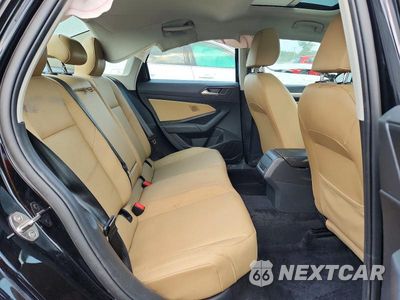 Zdjęcie 10 z 12 samochodu: 2019 VOLKSWAGEN JETTA S VIN:3VWC57BU3KM228028 - miniatura