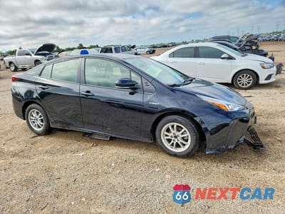 Czwarte zdjęcie samochodu z boku: 2021 TOYOTA PRIUS LE VIN:JTDKAMFU0M3128220 - miniatura