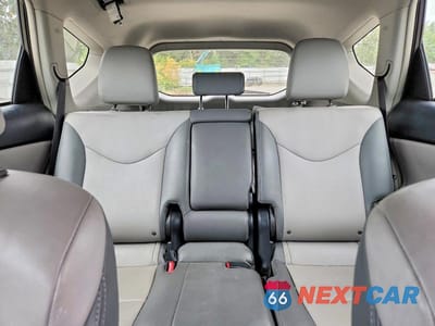 Zdjęcie 10 z 13 samochodu: 2015 TOYOTA PRIUS V FIVE VIN:JTDZN3EU2FJ023112 - miniatura