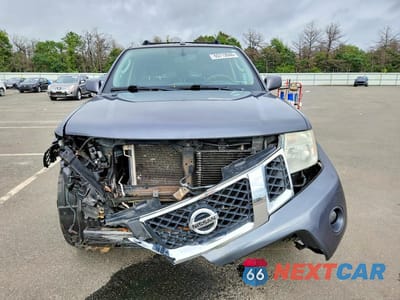 Piąte zdjęcie samochodu w środku: 2011 NISSAN PATHFINDER S VIN:5N1AR1NB1BC611436 - miniatura