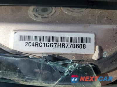 Zdjęcie 13 z 13 samochodu: 2017 CHRYSLER PACIFICA LIMITED VIN:2C4RC1GG7HR770608 - miniatura