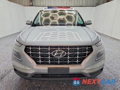 Piąte zdjęcie samochodu w środku: 2025 HYUNDAI VENUE SEL VIN:KMHRC8A32SU372341 - miniatura