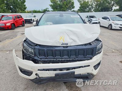 Piąte zdjęcie samochodu w środku: 2019 JEEP COMPASS LATITUDE VIN:3C4NJCBB7KT613385 - miniatura