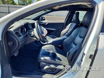 Zdjęcie 7 z 12 samochodu: 2018 VOLVO V60 T6 R-DESIGN VIN:YV149MSS9J2395051 - miniatura