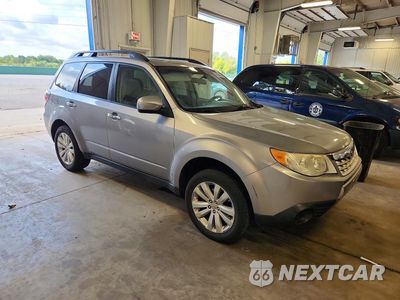 Czwarte zdjęcie samochodu z boku: 2011 SUBARU FORESTER 2.5X PREMIUM VIN:JF2SHBDC3BH742545 - miniatura