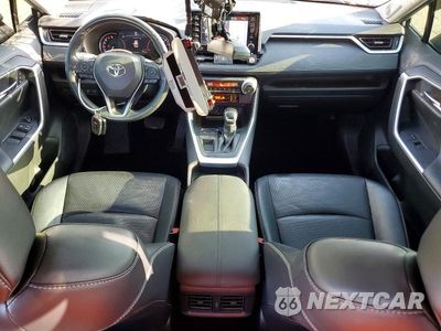 Zdjęcie 8 z 14 samochodu: 2021 TOYOTA RAV4 LIMITED VIN:JTMY1RFV8MD071758 - miniatura