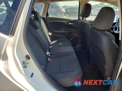 Zdjęcie 10 z 13 samochodu: 2016 HONDA FIT EX VIN:JHMGK5H74GX044378 - miniatura