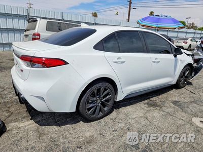 Trzecie zdjęcie samochodu z tyłu: 2024 TOYOTA COROLLA SE VIN:JTDP4MCE0R3519806 - miniatura
