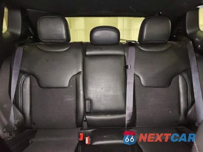 Zdjęcie 10 z 14 samochodu: 2023 JEEP COMPASS LATITUDE VIN:3C4NJDBN0PT544045 - miniatura