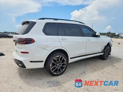 Trzecie zdjęcie samochodu z tyłu: 2024 BMW X7 XDRIVE40I VIN:5UX23EM08R9W19296 - miniatura