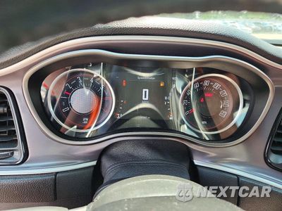 Zdjęcie 9 z 12 samochodu: 2019 DODGE CHALLENGER R/T VIN:2C3CDZBTXKH667660 - miniatura