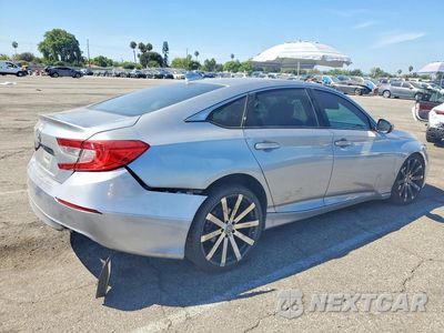Trzecie zdjęcie samochodu z tyłu: 2018 HONDA ACCORD LX VIN:1HGCV1F1XJA267390 - miniatura