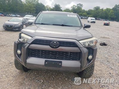 Piąte zdjęcie samochodu w środku: 2015 TOYOTA 4RUNNER SR5 VIN:JTEBU5JR6F5267058 - miniatura