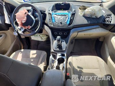 Zdjęcie 8 z 13 samochodu: 2013 FORD ESCAPE SE VIN:1FMCU9GX8DUA94275 - miniatura