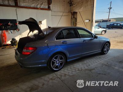 Trzecie zdjęcie samochodu z tyłu: 2011 MERCEDES-BENZ C 350 VIN:WDDGF5GB7BR136079 - miniatura
