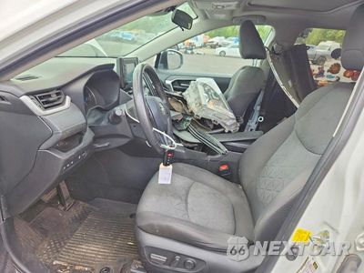Zdjęcie 7 z 12 samochodu: 2021 TOYOTA RAV4 XLE VIN:2T3RWRFV3MW113648 - miniatura