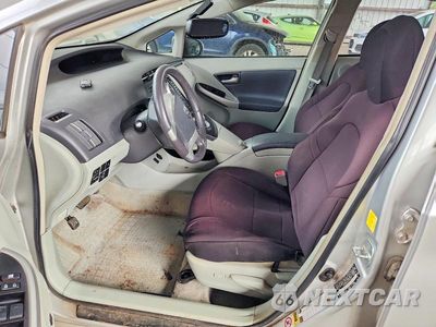Zdjęcie 7 z 12 samochodu: 2010 TOYOTA PRIUS IV VIN:JTDKN3DU0A1215821 - miniatura
