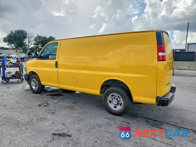 Drugie zdjęcie samochodu z przodu: 2021 CHEVROLET EXPRESS 2500 CARGO DELIVERY VAN VIN:1GCWGAFP2M1167427 - miniatura