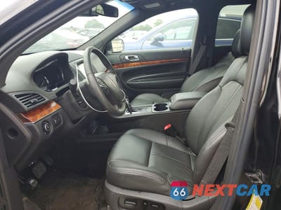 Zdjęcie 7 z 13 samochodu: 2019 LINCOLN MKT VIN:2LMHJ5NK7KBL04256 - miniatura