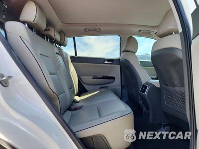 Zdjęcie 11 z 13 samochodu: 2018 KIA SPORTAGE EX VIN:KNDPN3AC4J7365865 - miniatura