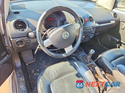 Zdjęcie 8 z 12 samochodu: 2006 VOLKSWAGEN NEW BEETLE TDI OPTION PACKAGE 2 VIN:3VWSR31C86M416213 - miniatura