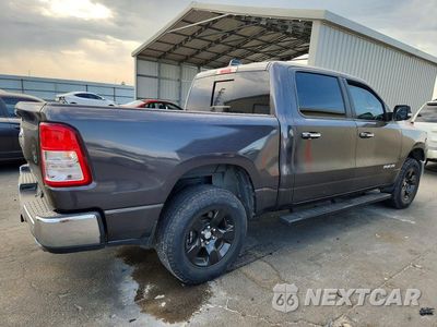 Trzecie zdjęcie samochodu z tyłu: 2020 RAM 1500 BIG HORN/LONE STAR VIN:1C6RREFTXLN152572 - miniatura