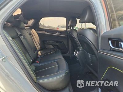 Zdjęcie 10 z 13 samochodu: 2025 KIA K5 GT VIN:KNAG44J84S5323078 - miniatura