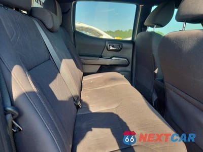 Zdjęcie 10 z 12 samochodu: 2019 TOYOTA TACOMA TRD SPORT VIN:3TMCZ5AN1KM235372 - miniatura