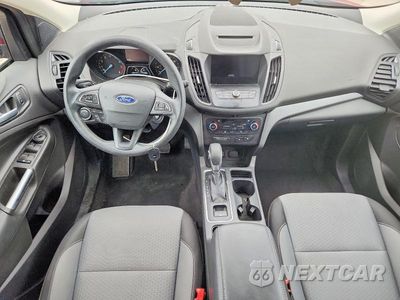 Zdjęcie 8 z 13 samochodu: 2018 FORD ESCAPE SE VIN:1FMCU0GDXJUD03061 - miniatura