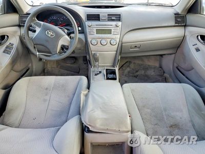 Zdjęcie 8 z 12 samochodu: 2011 TOYOTA CAMRY BASE VIN:4T1BF3EK9BU134354 - miniatura