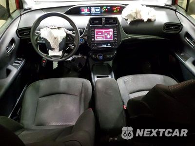 Zdjęcie 8 z 14 samochodu: 2021 TOYOTA PRIUS LE AWD-E VIN:JTDL9MFU7M3025471 - miniatura