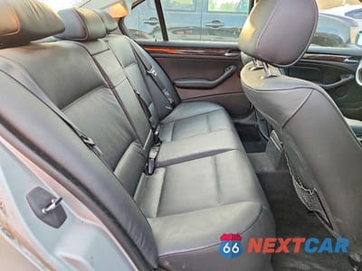 Zdjęcie 10 z 12 samochodu: 2003 BMW 325 XI VIN:WBAEU33453PM54926 - miniatura