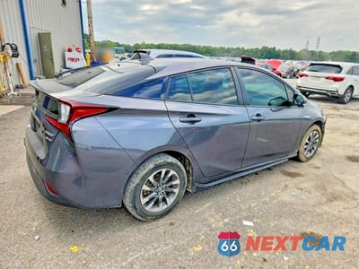 Trzecie zdjęcie samochodu z tyłu: 2020 TOYOTA PRIUS LIMITED VIN:JTDKARFU9L3104087 - miniatura