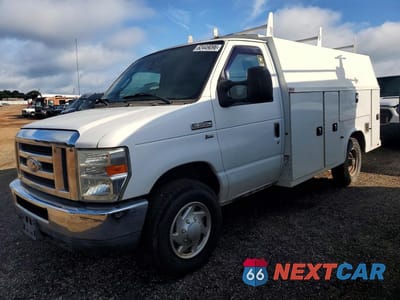 2014 FORD ECONOLINE E350 SUPER DUTY CUTAWAY VAN 1FDWE3FLXEDB15635 - główne zdjęcie licytacji z USA - miniatura