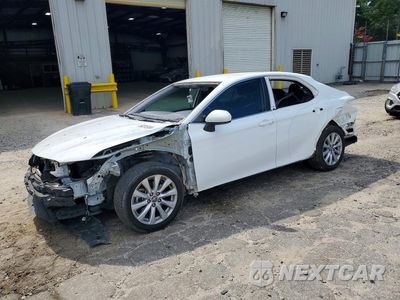 2020 TOYOTA CAMRY LE 4T1C11AK8LU926848 - główne zdjęcie licytacji z USA - miniatura