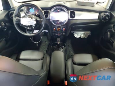 Zdjęcie 8 z 13 samochodu: 2022 MINI COOPER S VIN:WMW53DK09N2P89288 - miniatura