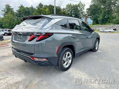 Trzecie zdjęcie samochodu z tyłu: 2024 HYUNDAI TUCSON SEL VIN:5NMJB3DE9RH428815 - miniatura