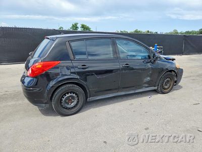 Trzecie zdjęcie samochodu z tyłu: 2009 NISSAN VERSA 1.8 S VIN:3N1BC13E49L414088 - miniatura