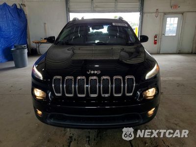 Piąte zdjęcie samochodu w środku: 2016 JEEP CHEROKEE LATITUDE VIN:1C4PJMCS3GW226590 - miniatura