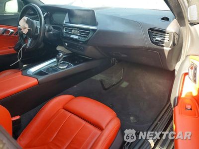 Zdjęcie 10 z 12 samochodu: 2020 BMW Z4 M40I VIN:WBAHF9C01LWW37544 - miniatura