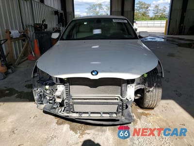 Piąte zdjęcie samochodu w środku: 2009 BMW 535 XI VIN:WBANV93589C134895 - miniatura
