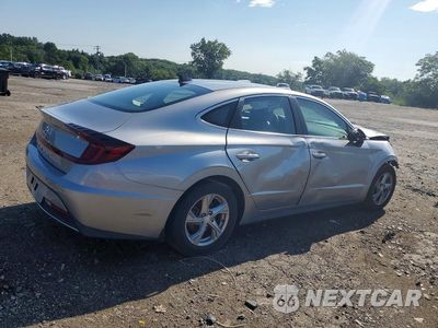 Trzecie zdjęcie samochodu z tyłu: 2021 HYUNDAI SONATA SE VIN:5NPEG4JA6MH076461 - miniatura