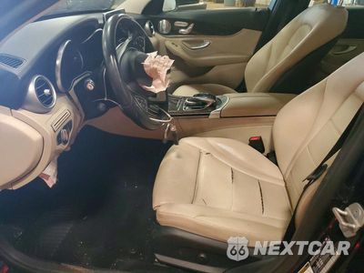 Zdjęcie 7 z 12 samochodu: 2016 MERCEDES-BENZ C 300 4MATIC VIN:55SWF4KB4GU105018 - miniatura