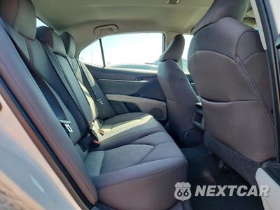 Zdjęcie 10 z 12 samochodu: 2018 TOYOTA CAMRY LE VIN:4T1B11HK5JU514465 - miniatura