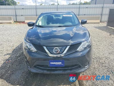 Piąte zdjęcie samochodu w środku: 2019 NISSAN ROGUE SPORT S VIN:JN1BJ1CR8KW333443 - miniatura