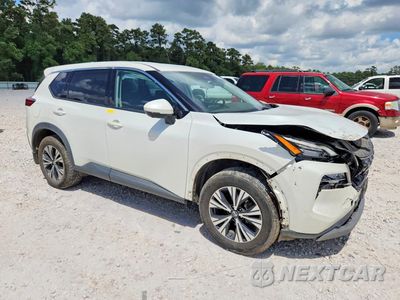 Czwarte zdjęcie samochodu z boku: 2021 NISSAN ROGUE SV VIN:5N1AT3BB9MC799126 - miniatura