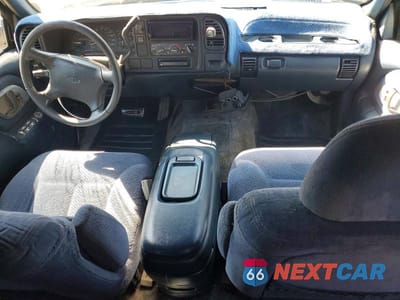 Zdjęcie 8 z 13 samochodu: 1995 CHEVROLET TAHOE C1500 VIN:1GNEC13K0SJ439140 - miniatura
